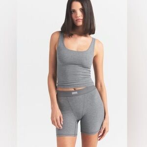 🤍NWT SKIMS SOFT LOUNGE RIBBED TANK TOP | HEATHER GREY | SIZE MEDIUM